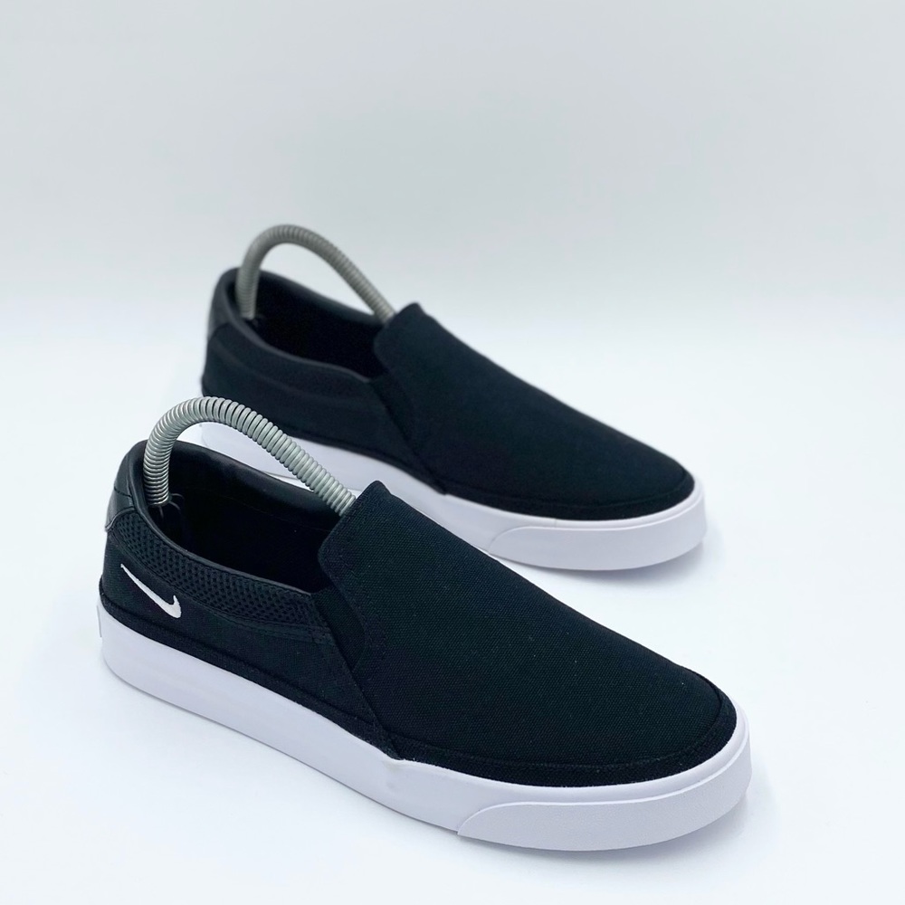 Nike Court Legacy Slip-On Black & White Casual Shoes CW6540-002 Women's - Picture 3 of 7